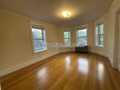 Cambridge 3 Beds 1 Bath  Porter Square - $3,300