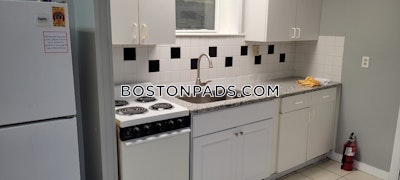 Fenway/kenmore Renovated 2 Bed 1 bath available NOW on Aberdeen St in Fenway!!  Boston - $2,750 No Fee