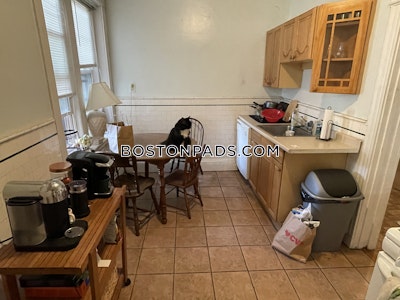 Brighton 3 Bed, 1 Bath Unit Boston - $4,450