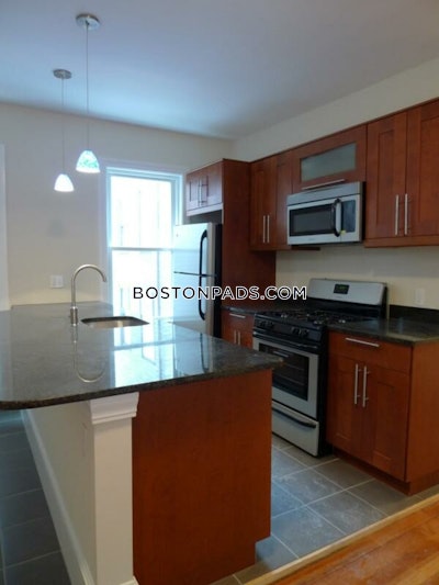 Mission Hill Amazing 5 bedroom in Mission Hill 2 Baths Boston - $8,400