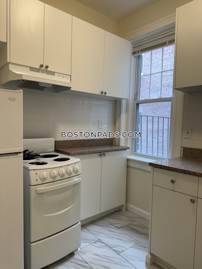 Fenway/kenmore Apartment for rent Studio 1 Bath Boston - $2,000 50% Fee