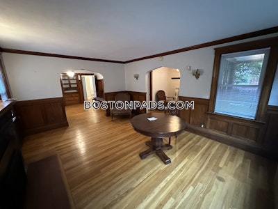 Brighton 2 Bed, 1 Bath Unit Boston - $3,000